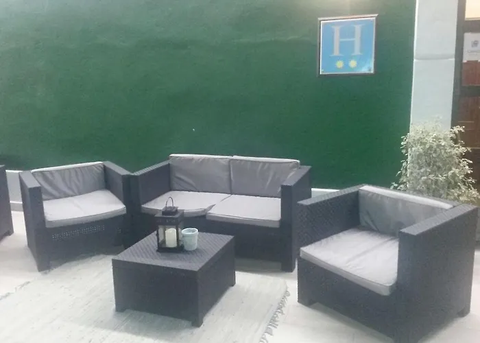 厄尔瑞皮拉酒店 2*