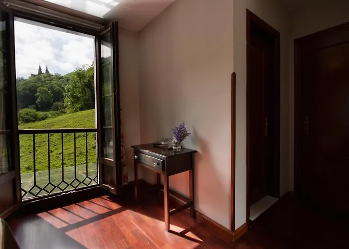 厄尔瑞皮拉酒店 2*