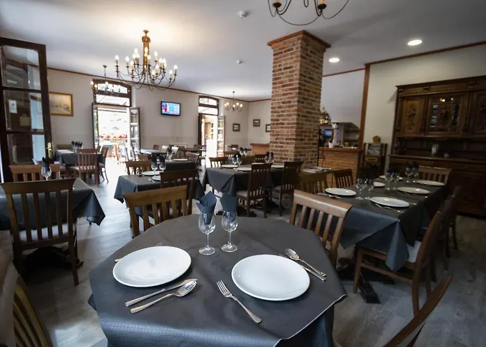 厄尔瑞皮拉酒店 2*