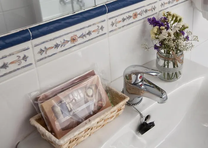 厄尔瑞皮拉酒店 2*